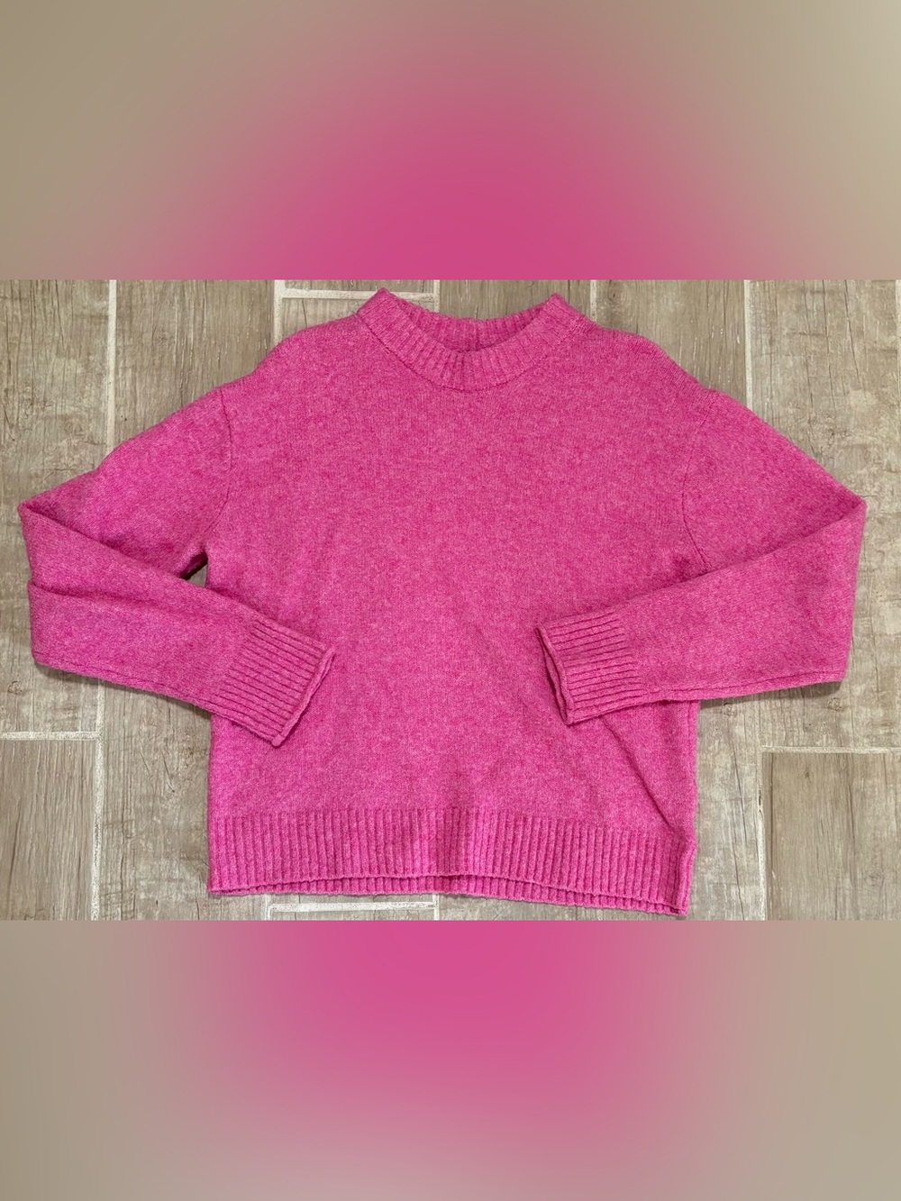 American Eagle Outfitters Hot Pink Crewneck Sweater
